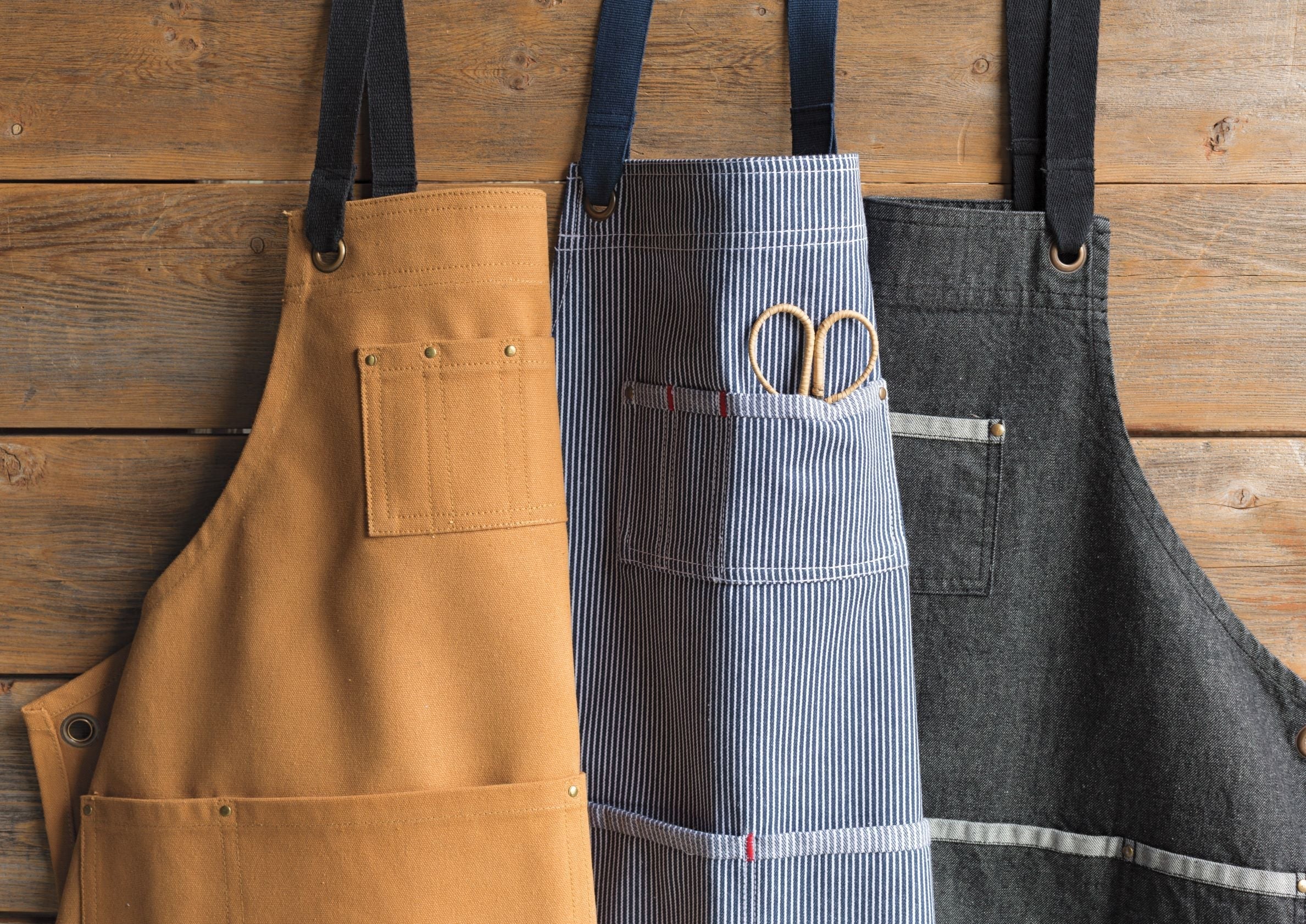 Aprons & Oven Mitts  
