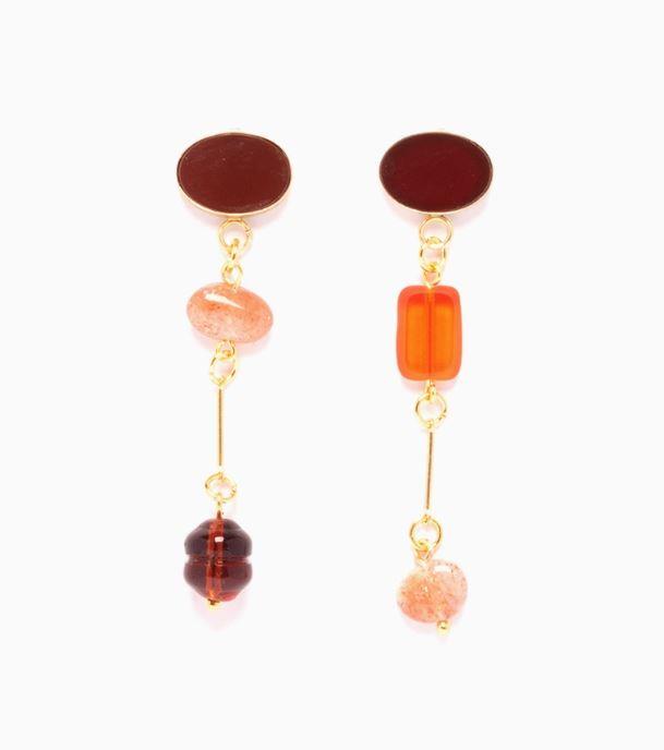 Mismatched gold earrings deals