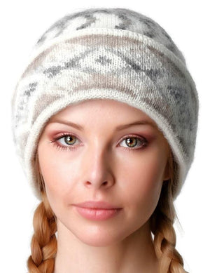 The Nordic Creme and Beige  winter hat is great for our Canadian winters. The toque is made of Icelandic wool and features a classic nordic design of creme and beige. The winter toque is lined in fleece to keep your head warm and cozy. Water repellant and